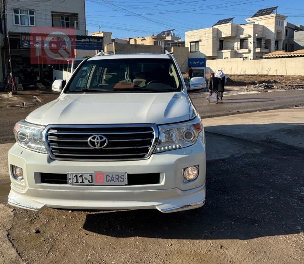 تويوتا لاندكروزر